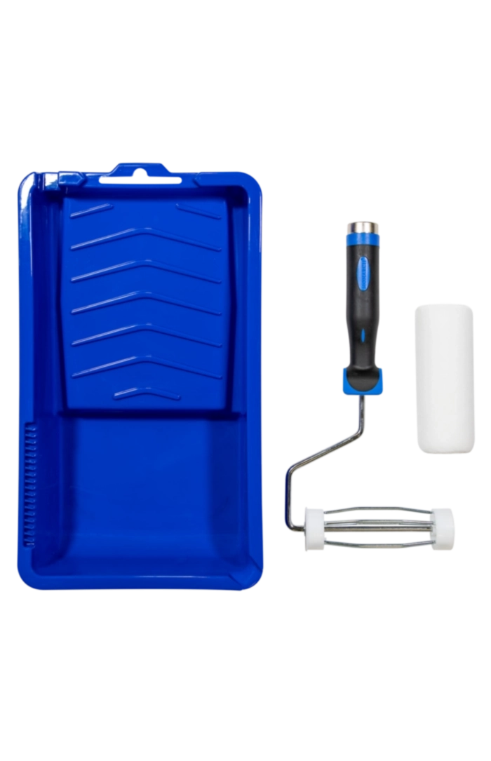 MONARCH Doors, Trims & Cupboards Roller Kit - 3PCE The Monarch Doors, Trims & Cupboards Roller Kits features a premium quality, ultra microfibre 4mm nap roller cover. This is the perfect roller cover when you're wanting to achieve a gloss or semi-gloss effect on doors, trims or cupboards, while also providing a super smooth and even paint finish. Kit includes: 1 x 130mm Ultra Microfibre Roller Cover - 4mm nap 1 x 130mm Soft Grip Roller Frame 1 x 160mm Roller Tray